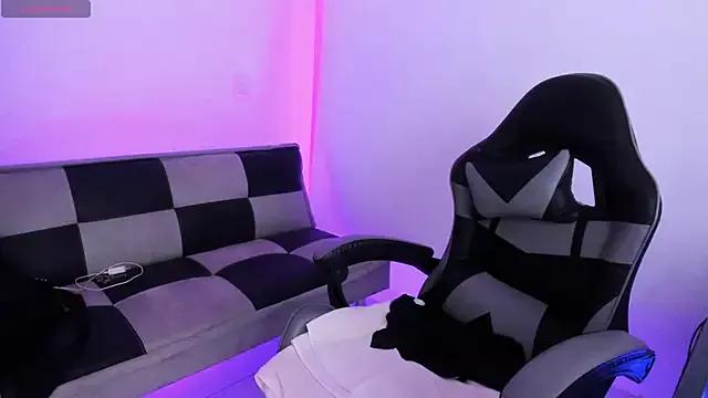 GwenHazel from StripChat is Freechat