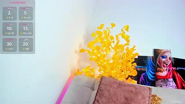 Mad beauty - checkout our excited streamers as they tease to their beloved melodies and slowly squirt for enjoyment to appease your wildest wishes.