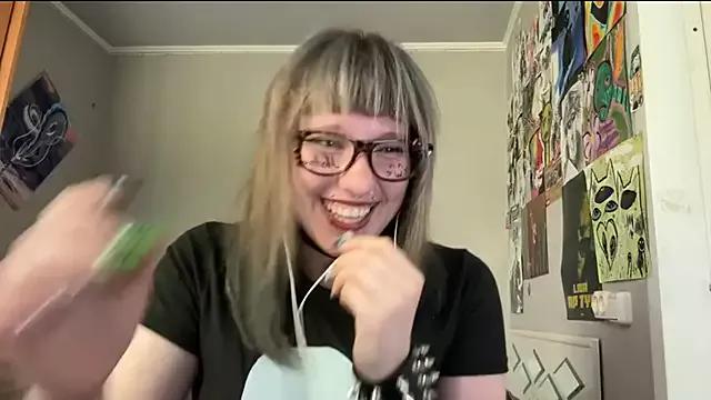 Mad beauty - checkout our excited streamers as they tease to their beloved melodies and slowly squirt for enjoyment to appease your wildest wishes.