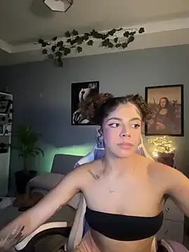 hannachris- from StripChat is Freechat