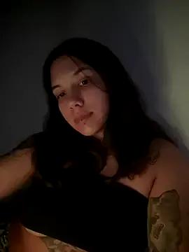 Hannahinfame from StripChat is Freechat
