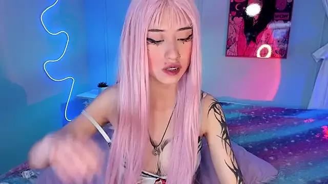 Mad beauty - checkout our excited streamers as they tease to their beloved melodies and slowly squirt for enjoyment to appease your wildest wishes.