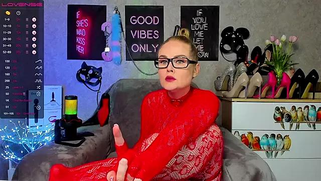 Mad beauty - checkout our excited streamers as they tease to their beloved melodies and slowly squirt for enjoyment to appease your wildest wishes.