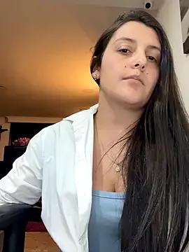 hannyrose_ from StripChat is Freechat