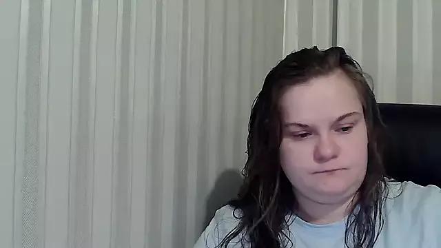 HarmonyKarera from StripChat is Freechat