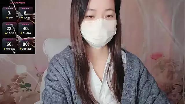 HeIlo-Honey from StripChat is Freechat