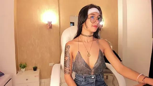 Mad beauty - checkout our excited streamers as they tease to their beloved melodies and slowly squirt for enjoyment to appease your wildest wishes.