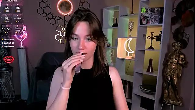 Mad beauty - checkout our excited streamers as they tease to their beloved melodies and slowly squirt for enjoyment to appease your wildest wishes.