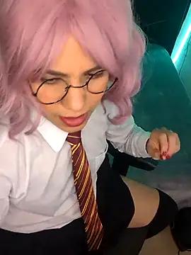heykriss_ from StripChat is Freechat