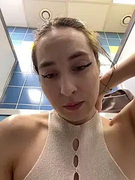 Holly_Play from StripChat is Freechat