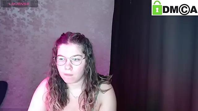holy_michela from StripChat is Freechat