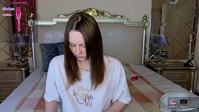 HolyBabyDoll from StripChat is Freechat