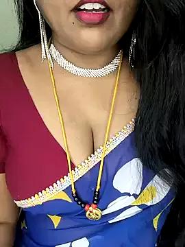 honey-sexy from StripChat is Freechat
