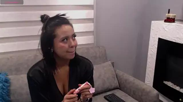 HoneyBabe_6 from StripChat is Freechat