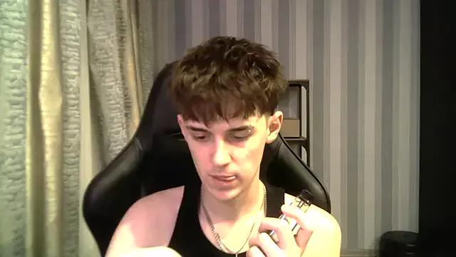 Hoot_Dude_ from StripChat is Freechat