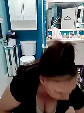 Hope_HoneySucker from StripChat is Freechat