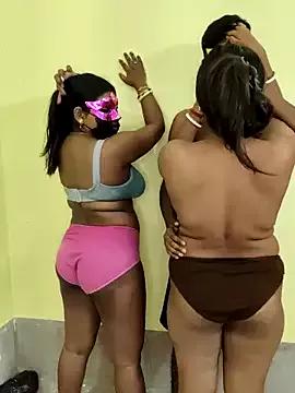 Horney_couple_4 from StripChat is Freechat