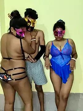 Photos of Horney_couple_4 from StripChat is Freechat
