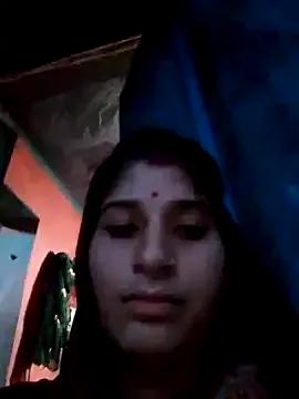 Hot_itsrani from StripChat is Freechat