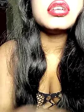 Hotlisa from StripChat is Freechat