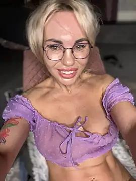 Mad beauty - checkout our excited streamers as they tease to their beloved melodies and slowly squirt for enjoyment to appease your wildest wishes.