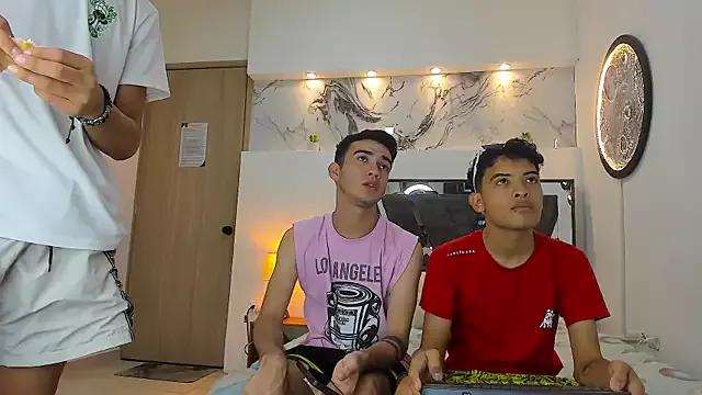 Mad beauty - checkout our excited streamers as they tease to their beloved melodies and slowly squirt for enjoyment to appease your wildest wishes.