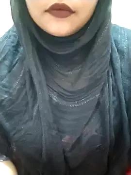 Indian-Nazia from StripChat is Freechat