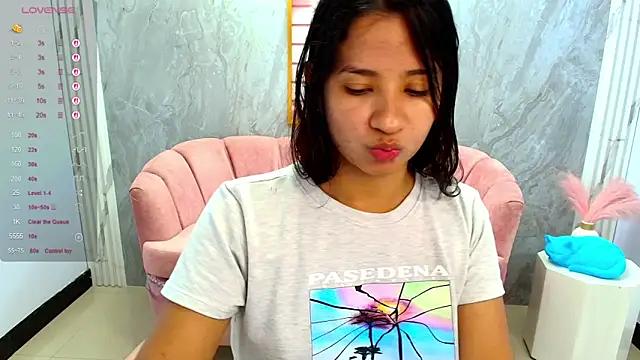 Mad beauty - checkout our excited streamers as they tease to their beloved melodies and slowly squirt for enjoyment to appease your wildest wishes.