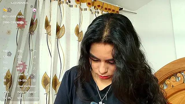 iris_mandarine from StripChat