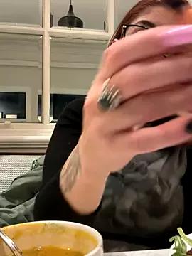 IrishmilfAnna from StripChat is Freechat