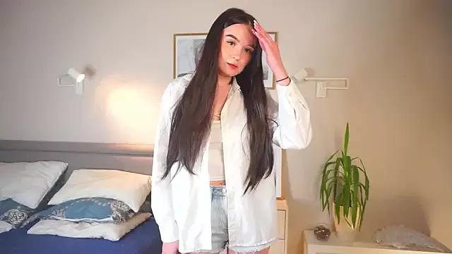 IsabelBulfer from StripChat is Freechat