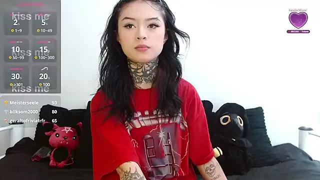 Mad beauty - checkout our excited streamers as they tease to their beloved melodies and slowly squirt for enjoyment to appease your wildest wishes.