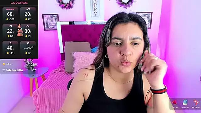 Isabella_f_w from StripChat is Freechat
