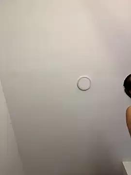 IsabellaJoness_ from StripChat is Freechat