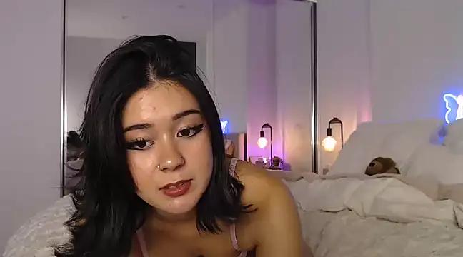 Mad beauty - checkout our excited streamers as they tease to their beloved melodies and slowly squirt for enjoyment to appease your wildest wishes.