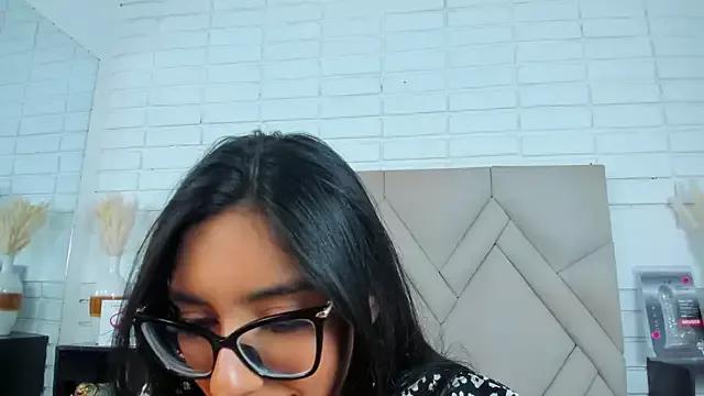 Isis_Osman from StripChat is Freechat