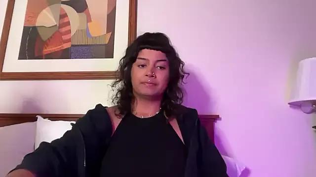 IslandBarbie from StripChat is Freechat