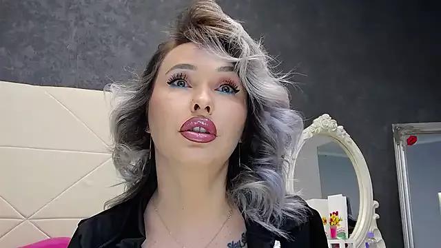 Mad beauty - checkout our excited streamers as they tease to their beloved melodies and slowly squirt for enjoyment to appease your wildest wishes.