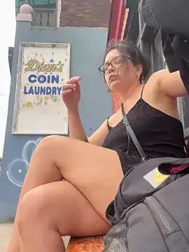 Its_Jade from StripChat is Freechat