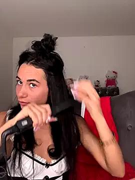 itsyourgirltee from StripChat is Freechat