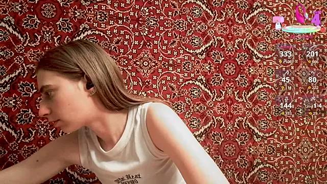 ivetabloom from StripChat is Freechat