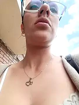 Jade_1-9 from StripChat is Freechat
