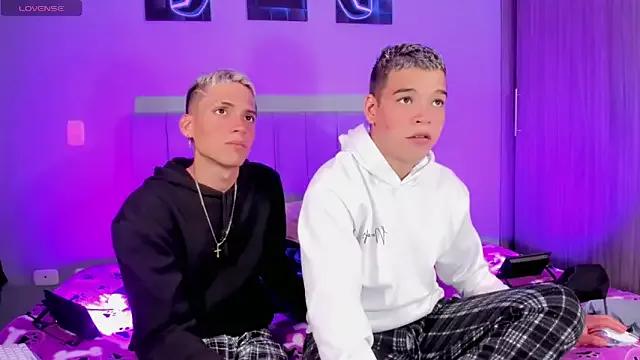 jake_and_joaquin from StripChat is Freechat
