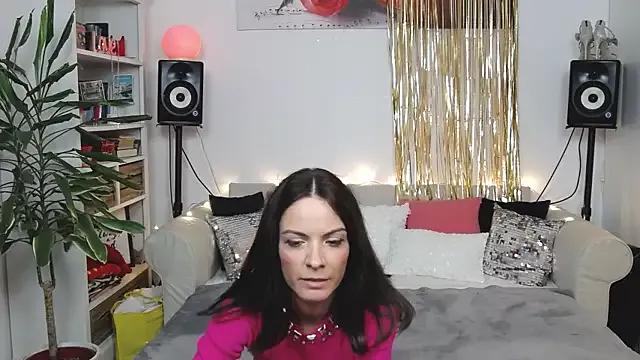 Mad beauty - checkout our excited streamers as they tease to their beloved melodies and slowly squirt for enjoyment to appease your wildest wishes.