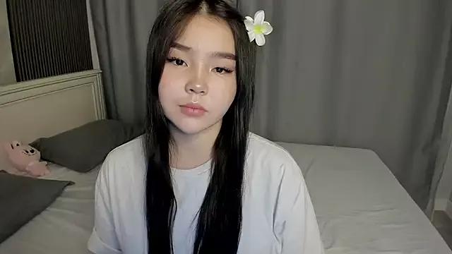 jayli_cute from StripChat is Freechat