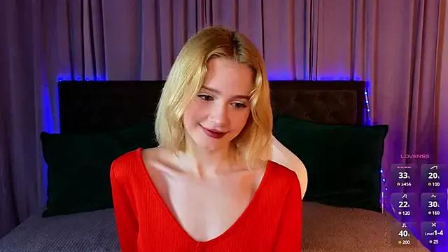 Mad beauty - checkout our excited streamers as they tease to their beloved melodies and slowly squirt for enjoyment to appease your wildest wishes.
