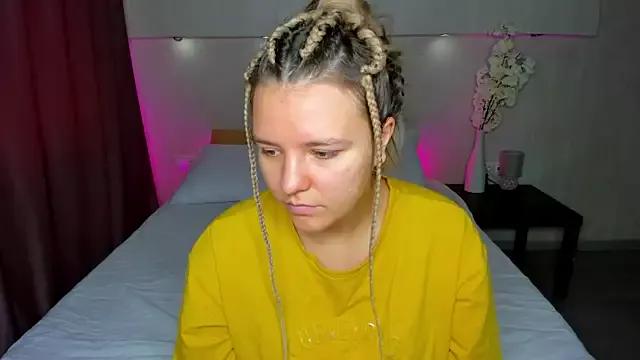 Mad beauty - checkout our excited streamers as they tease to their beloved melodies and slowly squirt for enjoyment to appease your wildest wishes.