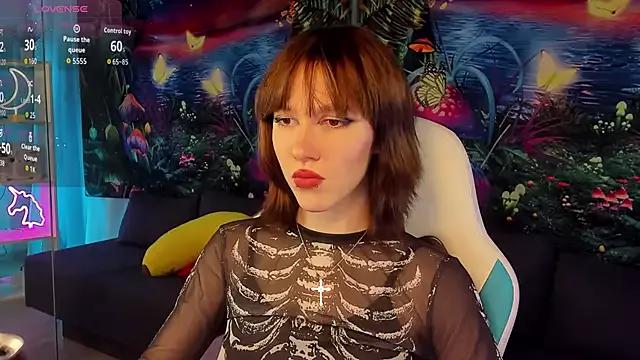 Mad beauty - checkout our excited streamers as they tease to their beloved melodies and slowly squirt for enjoyment to appease your wildest wishes.