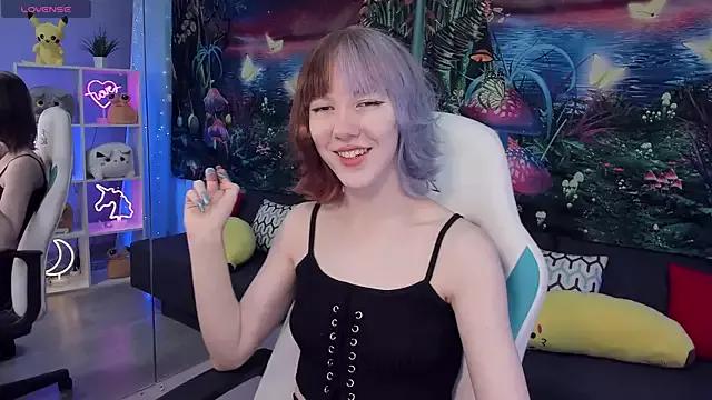 Mad beauty - checkout our excited streamers as they tease to their beloved melodies and slowly squirt for enjoyment to appease your wildest wishes.