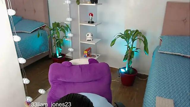 Jonesliam23 from StripChat is Freechat